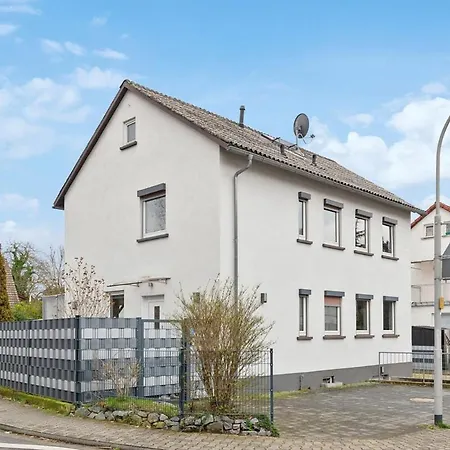 Gu02 Mit Terrasse In Griesheim! * גריסהיים